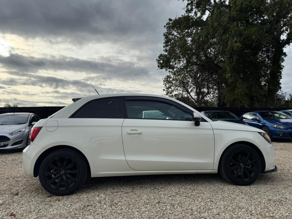 2011 audi a1 1.4 sport tfsi (yb11ycp)